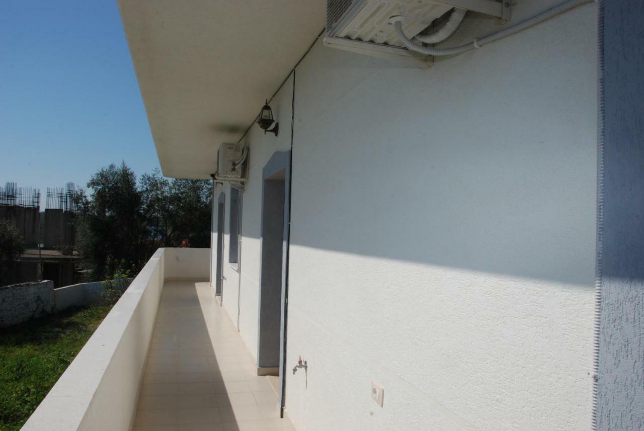 סרנדה Rama Apartments מראה חיצוני תמונה